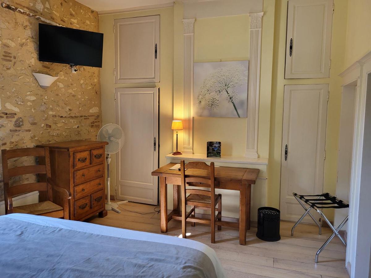 Hotel La Flambee Μπερζεράκ Εξωτερικό φωτογραφία