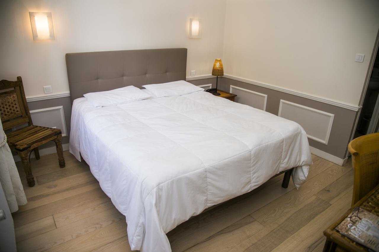Hotel La Flambee Μπερζεράκ Εξωτερικό φωτογραφία