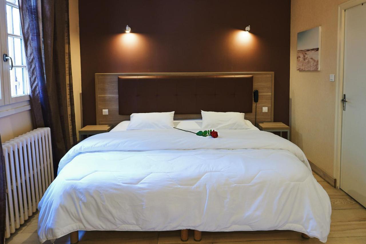 Hotel La Flambee Μπερζεράκ Εξωτερικό φωτογραφία