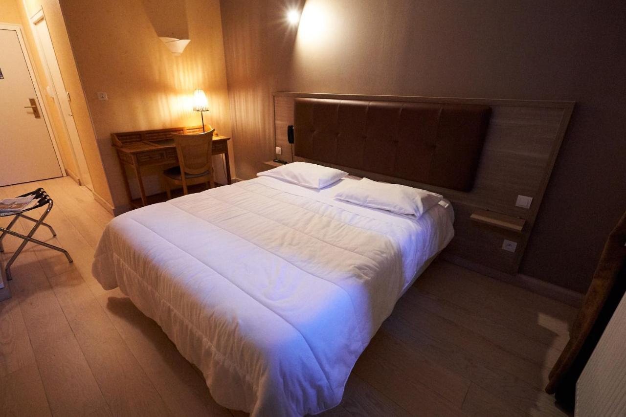 Hotel La Flambee Μπερζεράκ Εξωτερικό φωτογραφία