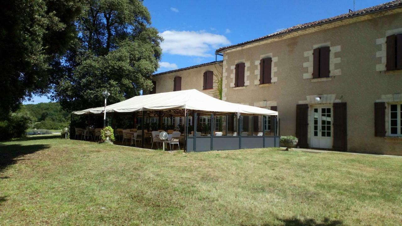 Hotel La Flambee Μπερζεράκ Εξωτερικό φωτογραφία